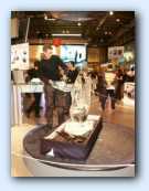Sal�n de Sony: tallando un cisne en hielo con una motosierra